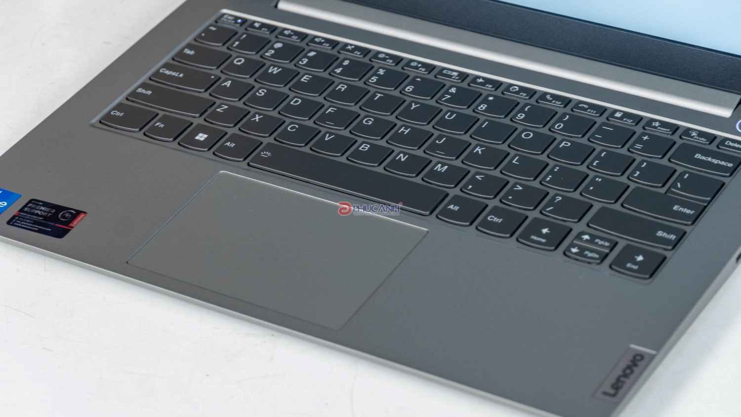 Review Lenovo ThinkBook 14 G4 IAP