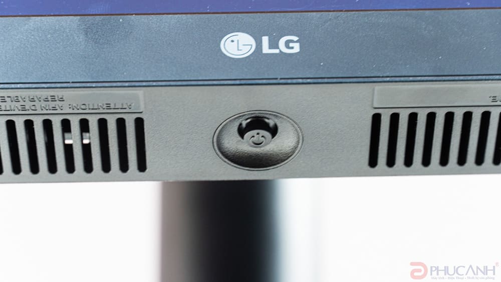 LG UltraFine Display OLED Pro 32EP950