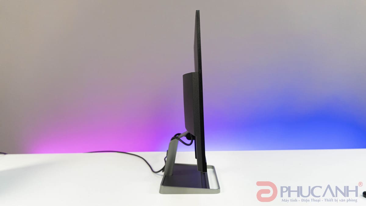 màn hình Lenovo L24i-30 mỏng nhẹ