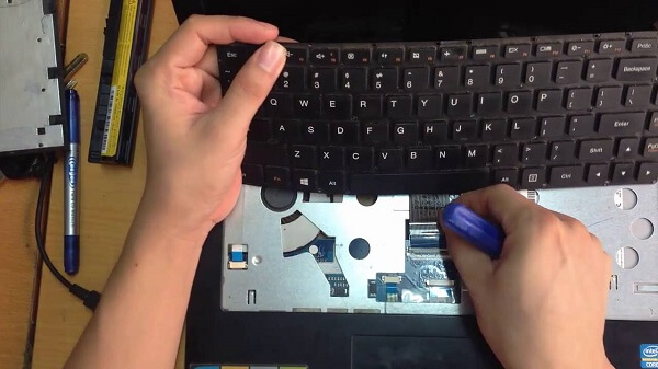 cách khắc phục lỗi bàn phím laptop bị loạn