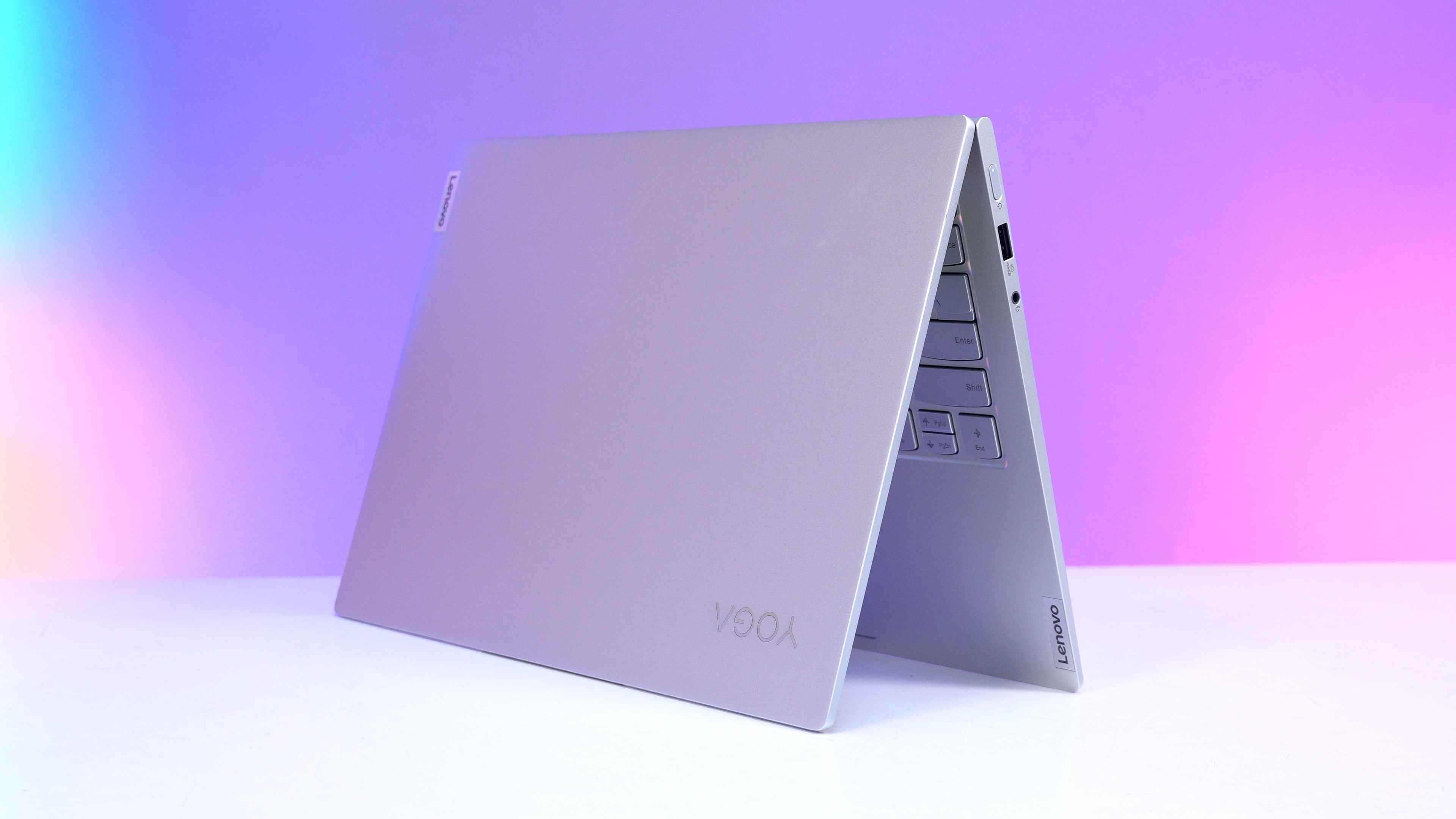Laptop Lenovo Yoga Slim 7 Pro quà tặng 20/10