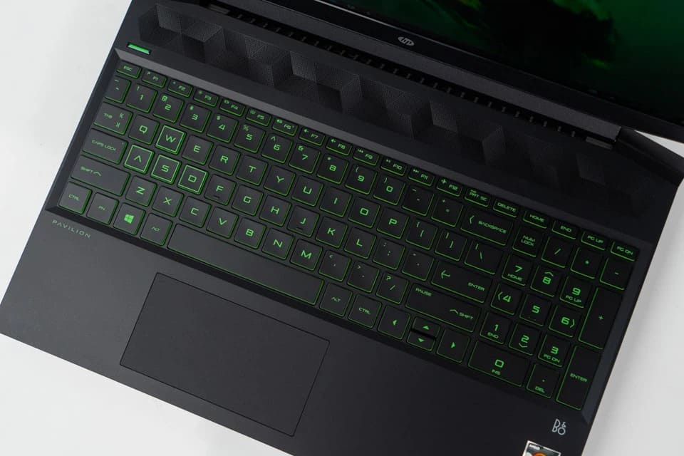 Có nên mua laptop HP chơi game?