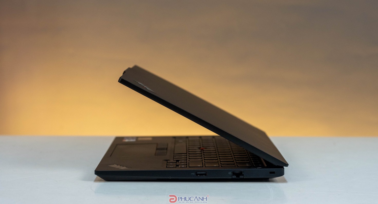 Đánh giá Lenovo ThinkPad E14 GEN 5 